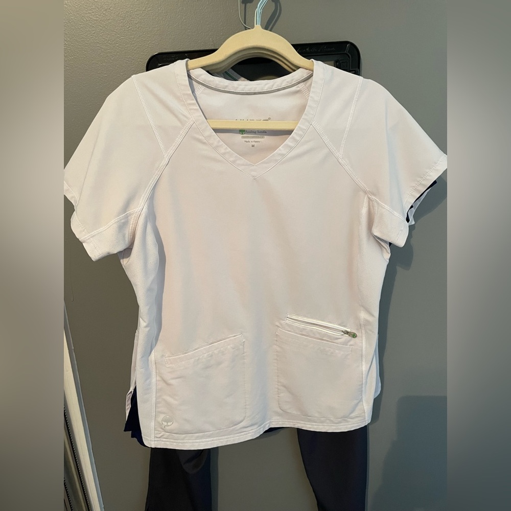 HH360 healing hands womens scrub top M